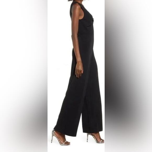 Woman’s Leith Knot Front V back  Black Jumpsuit Size Medium - Picture 3 of 7
